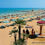 Lignano Riviera With Fireplace & Air Conditioning Lignano Sabbiadoro