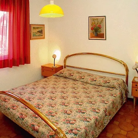 Lignano Riviera With Fireplace & Air Conditioning Lejlighed Lignano Sabbiadoro