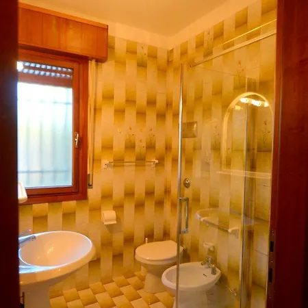 Lejlighed Lignano Riviera With Fireplace & Air Conditioning